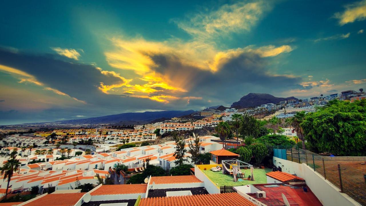 Warm, Cozy And Comfortable Costa Adeje  Exterior photo