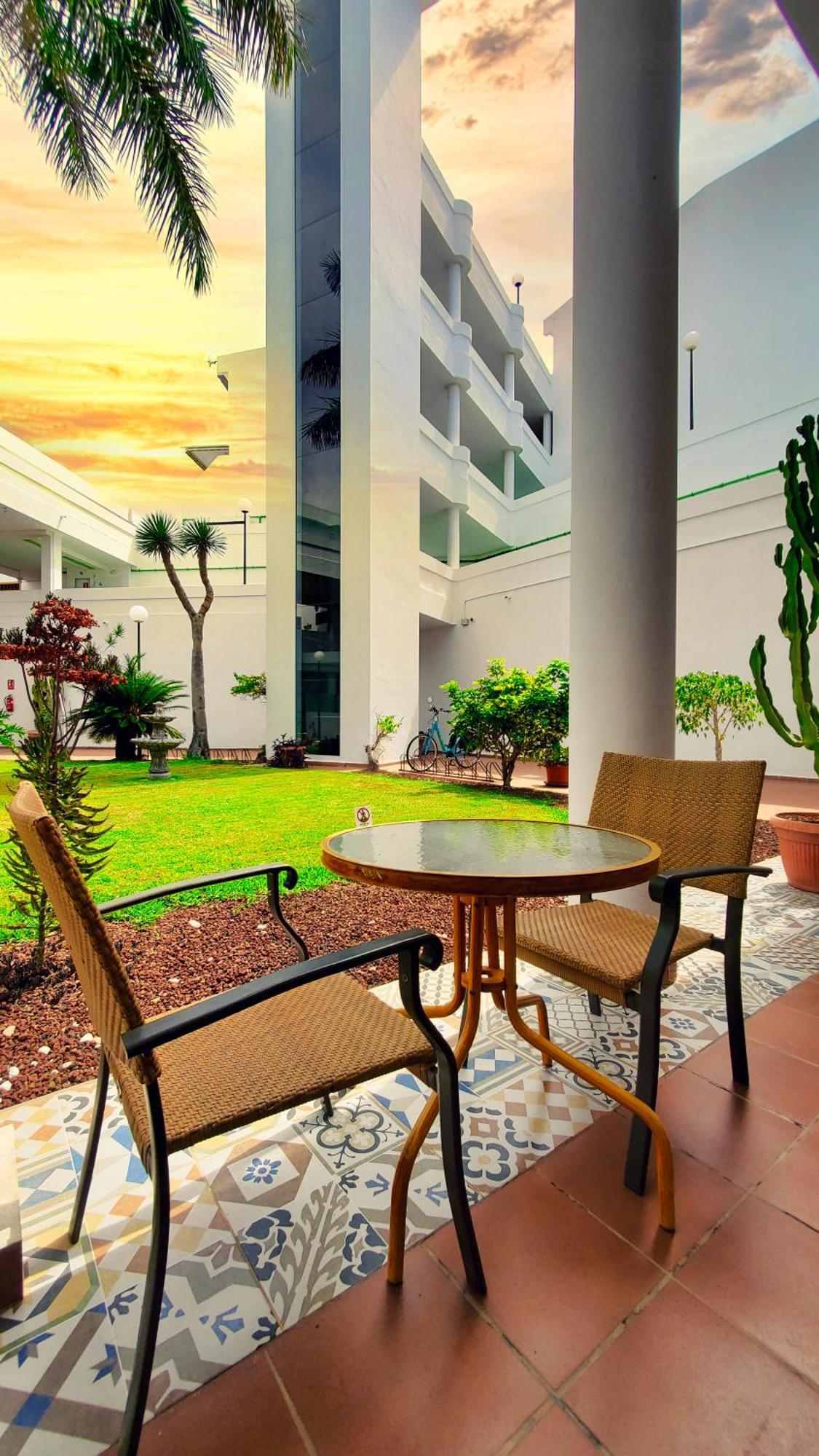 Warm, Cozy And Comfortable Costa Adeje  Exterior photo